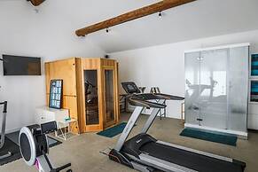 Proven ale House With Pool and spa