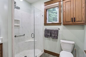 Great for Groups: Creekside Cabin in Loretto