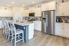 Modern Millville Home: 5 Mi to Beach & Boardwalk!