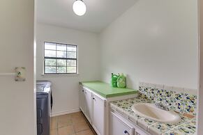 2 Mi to Dtwn: Spacious Angleton Home w/ Courtyard!