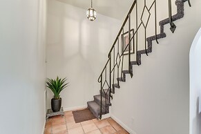 2 Mi to Dtwn: Spacious Angleton Home w/ Courtyard!