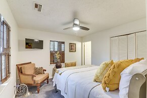 2 Mi to Dtwn: Spacious Angleton Home w/ Courtyard!