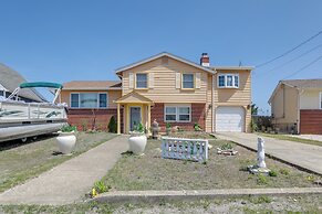 Deck & Dock: Home in Little Egg Harbor Township