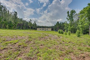 3 Mi to Dtwn Nacogdoches: Quiet Country Home