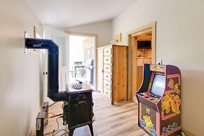 1 Mi to Mohican River: Wooded Retreat w/ Trails!