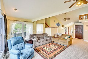 Scenic Views: Spacious Webster Lake House!