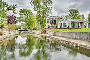 Scenic Views: Spacious Webster Lake House!