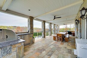 Outdoor Entertainment Areas: Spacious Katonah Gem!