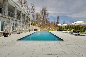 Outdoor Entertainment Areas: Spacious Katonah Gem!