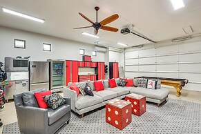 Game Room + Dock: Riverfront Escape in Parker!