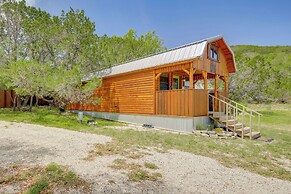 Cozy Couple's Cabin Retreat in Concan!