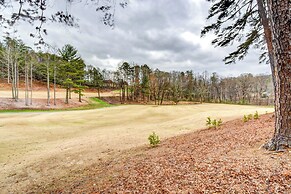 Modern Condo + Golf Course View, Near Hiking!
