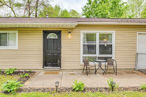 8 Mi to Dtwn Indianapolis: Family Home w/ Yard!