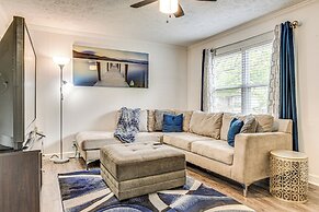 8 Mi to Dtwn Indianapolis: Family Home w/ Yard!