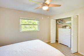 7 Mi to Beach: Family-friendly Englewood Escape!