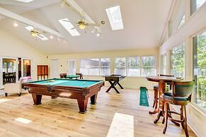 Deck & Game Room: Mountaintop Hideaway in Tiger!