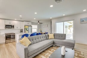 3 Mi to Beach: Modern Retreat in Largo!