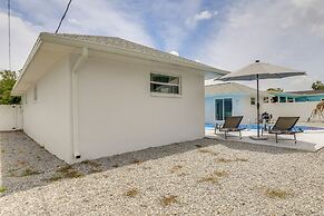 3 Mi to Beach: Modern Retreat in Largo!