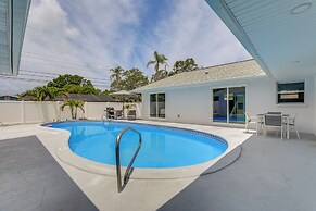 3 Mi to Beach: Modern Retreat in Largo!
