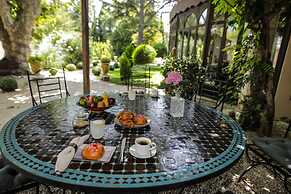 Charming Mas Provencal With Swimming Pool