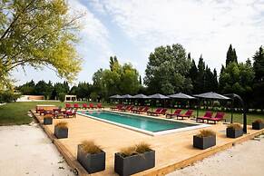 Charming Mas Provencal With Swimming Pool
