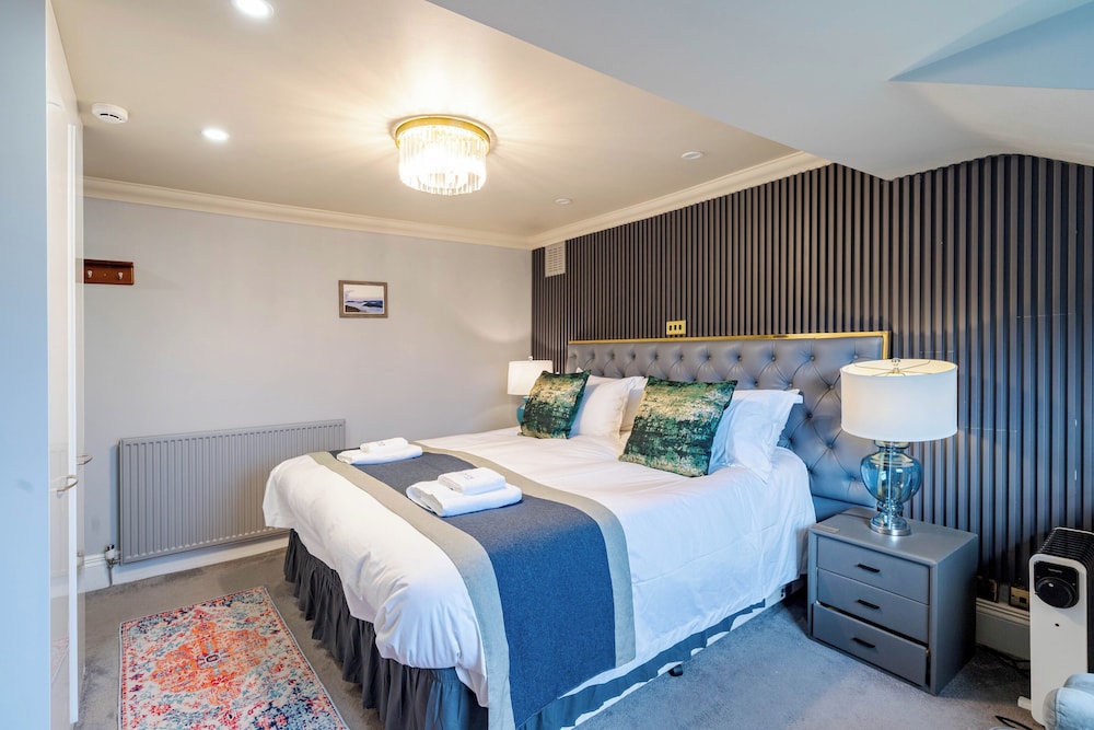 Waterhead Rooms & Suites