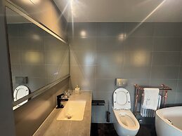 Ambleside Rooms & Suites