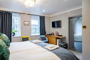Waterhead Rooms & Suites