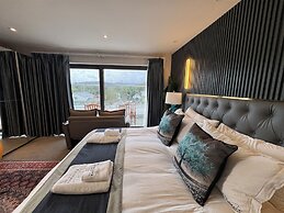 Ambleside Rooms & Suites