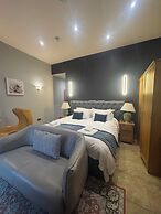 Ambleside Rooms & Suites
