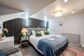 Waterhead Rooms & Suites