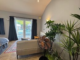 Ambleside Rooms & Suites