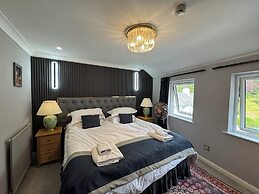 Ambleside Rooms & Suites
