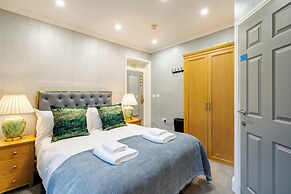 Waterhead Rooms & Suites