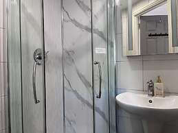 Ambleside Rooms & Suites