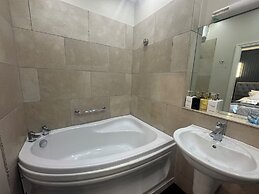 Ambleside Rooms & Suites