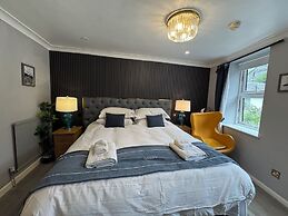 Ambleside Rooms & Suites