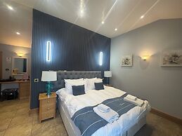Ambleside Rooms & Suites