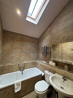 Ambleside Rooms & Suites