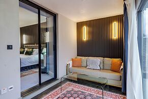 Waterhead Rooms & Suites
