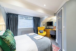 Waterhead Rooms & Suites