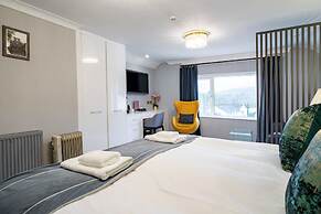Waterhead Rooms & Suites