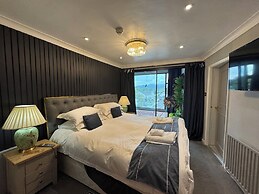 Ambleside Rooms & Suites