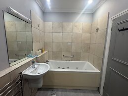 Ambleside Rooms & Suites