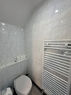Ambleside Rooms & Suites