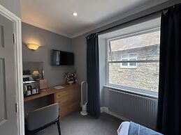 Ambleside Rooms & Suites