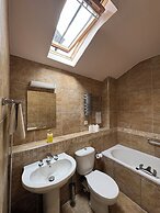 Ambleside Rooms & Suites