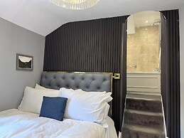 Ambleside Rooms & Suites