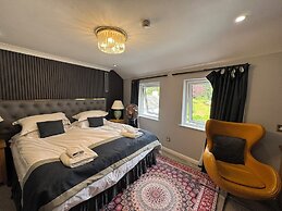 Ambleside Rooms & Suites