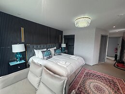 Ambleside Rooms & Suites